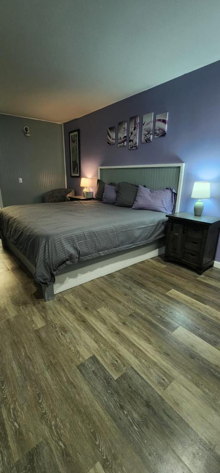 Blue Sky Inn: Pet-Friendly Oasis with Renovated Rooms Blue Ridge Exterior photo